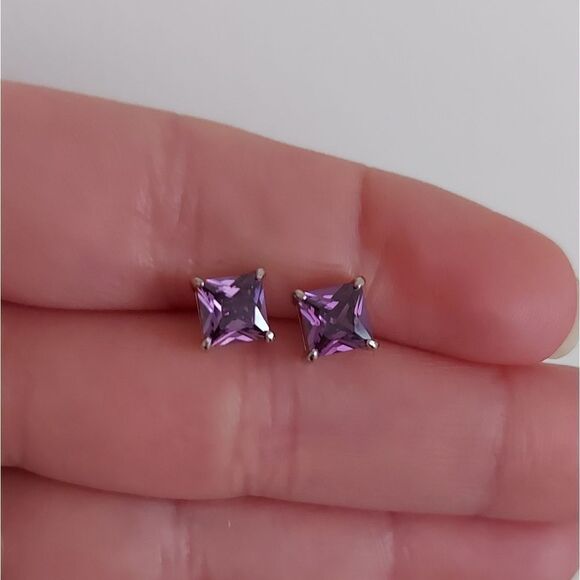 Platinum Plated S925 Sterling Silver Purple CZ Stud Earrings - Picture 6 of 8